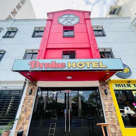 Drake Hotel Angeles City Экстерьер фото